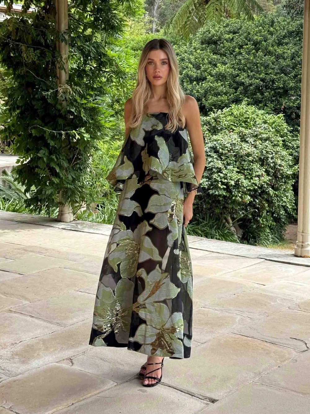 elliatt elysia black & green floral flared tiered maxi gown dress size XL NEW